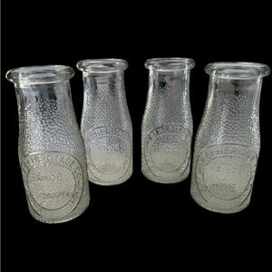 SET OF 4 HERITAGE DAIRY CO. HALF PINT MILK BOTTLES PEBBLED GLASS SINCE 1810